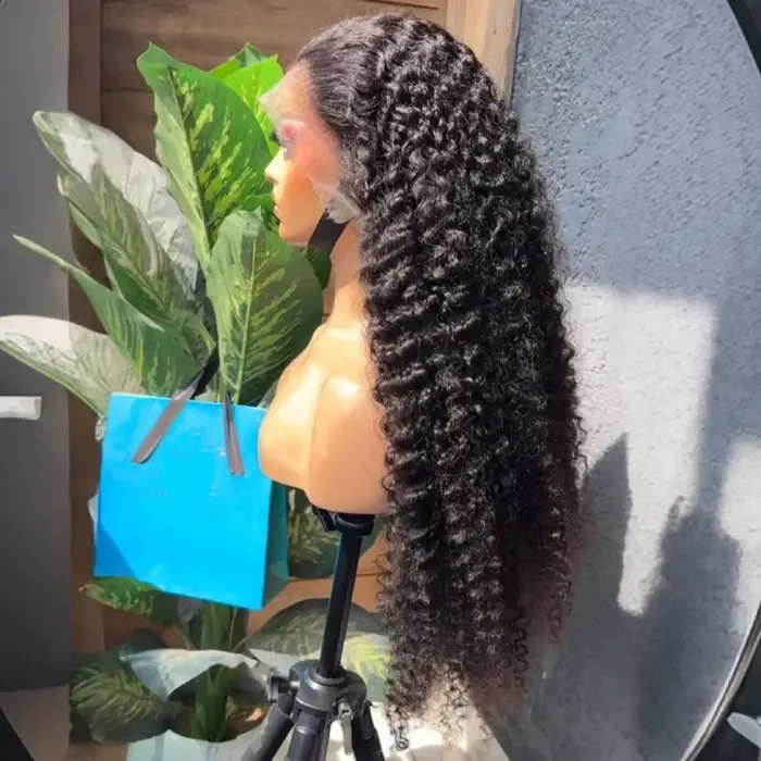 Perruque Lace Front Wig synthétique bouclée crépue 13x4x1
