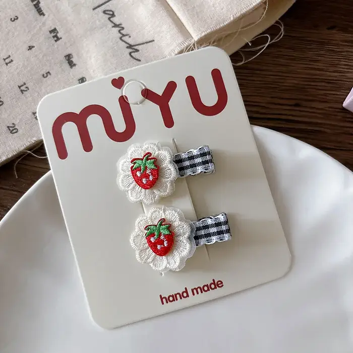 Barrettes colorées pour bébés