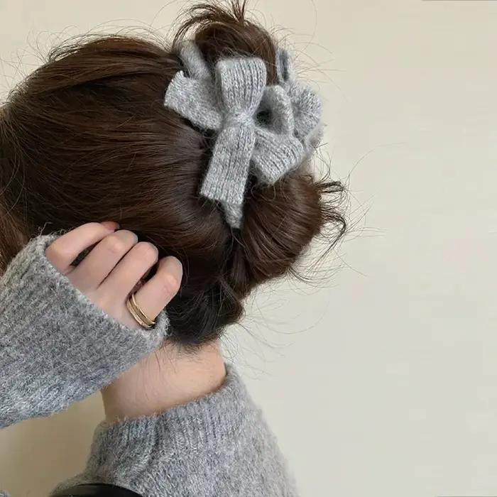 Pince à cheveux en peluche pour femmes, automne et hiver, pince à griffes en laine, accessoires Para