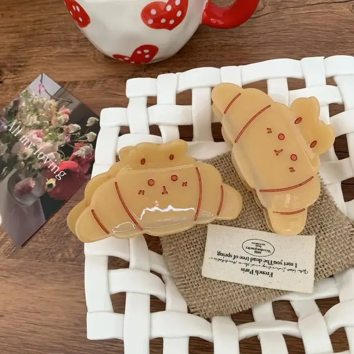 Style coréen Croissant cheveux griffe café drôle français diamant crabe pince chapeaux Kawaii acide acétique requin