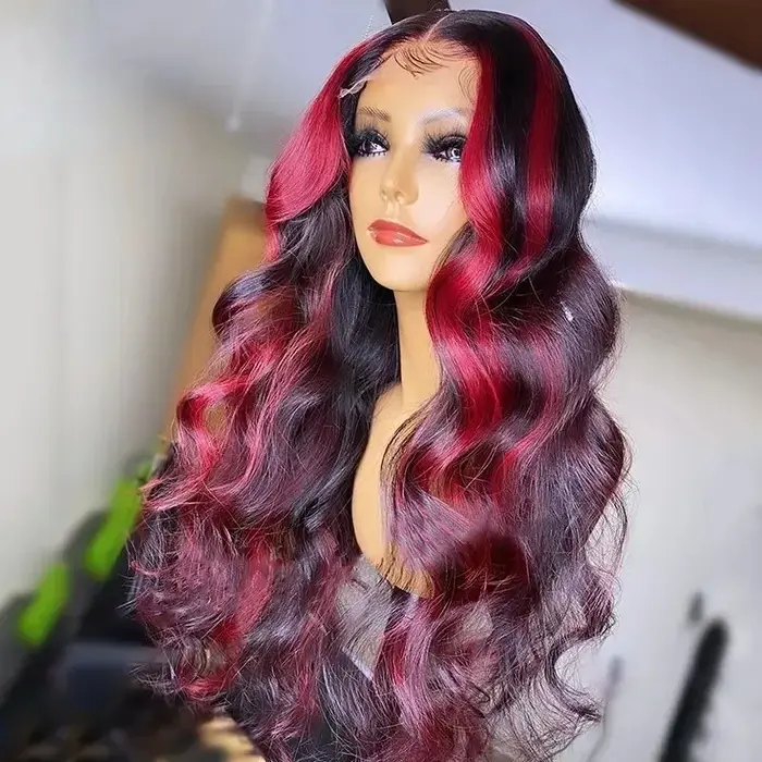 Perruque Lace Frontal Wig synthétique Body Wave blanche à reflets noirs