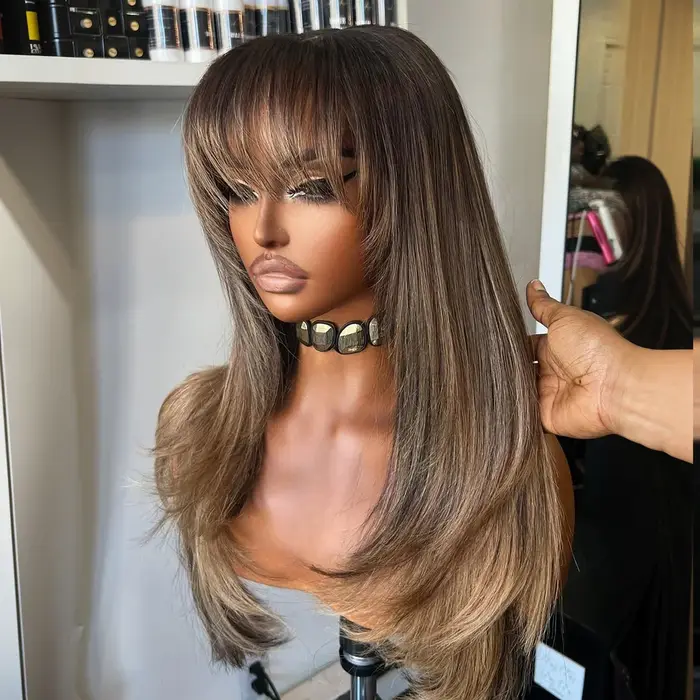 Perruque en cheveux humains HD Lace marron mélangé blond avec mèches blondes et frange, sans colle, brun clair avec mèches blondes, 22 pouces, en liquidation