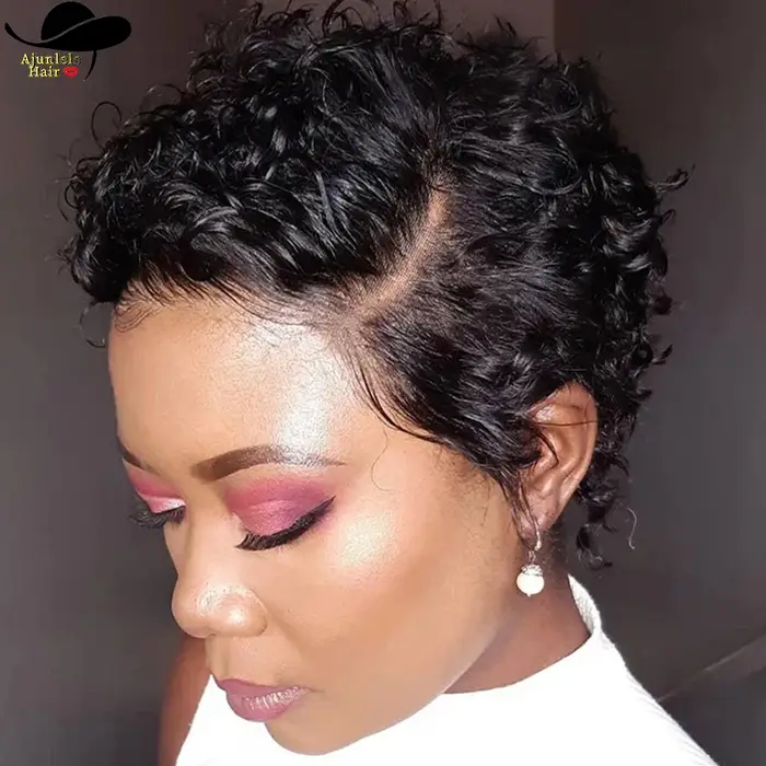 Cheveux brésiliens partie latérale coupe lutin eau perruque bouclée courte pouces