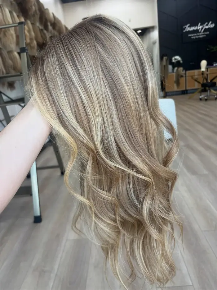 Perruque Lace Front 13x4 Blond Cendré pour Femme