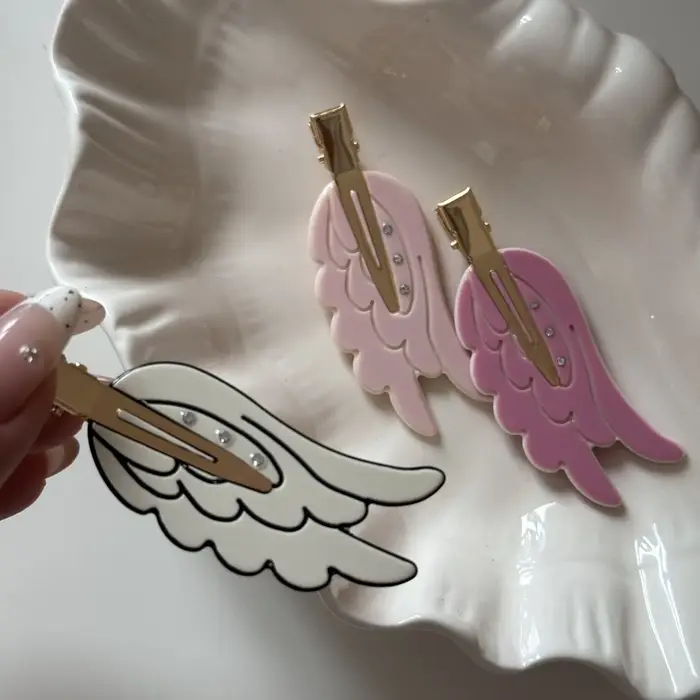Barrettes à cheveux en forme de cœur avec ailes d'ange
