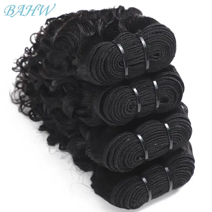 Cheveux brésiliens courts crépus bouclés paquets avec fermeture 100% non transformés Extension de trame