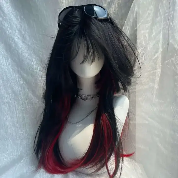 Cheveux longs et raides tehonneur en noir et rouge pour femmes
