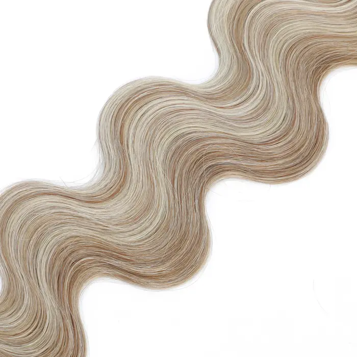 Mèches synthétiques Body Wave colorées 613