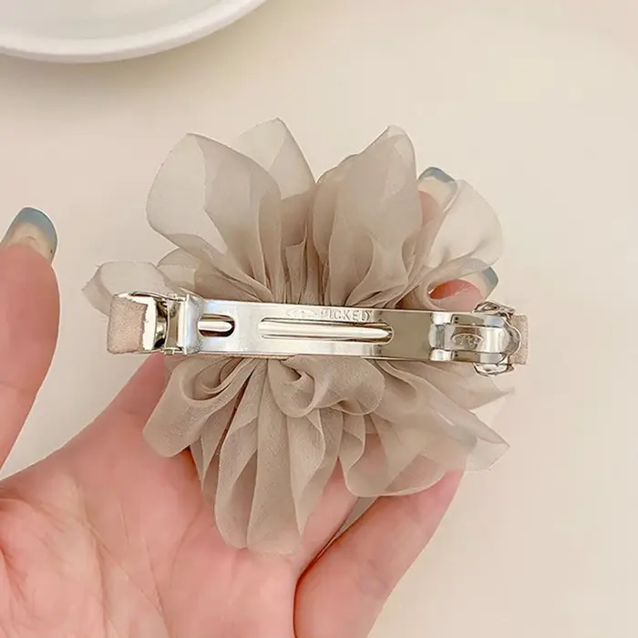 Pince à cheveux fleur en mousseline de soie pour femme