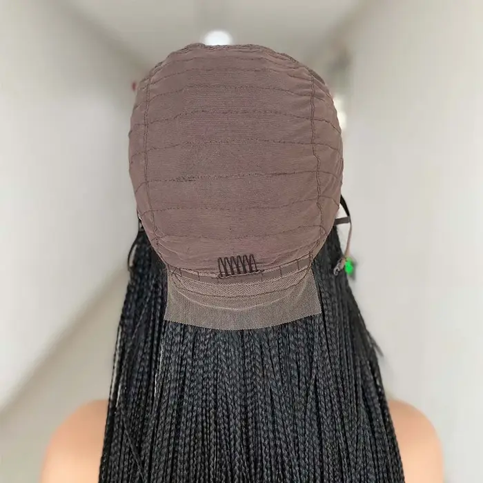 Nouvelle mode longue tressée perruques synthétique boîte tresse perruque pour les femmes noires ondulé armure Ombre