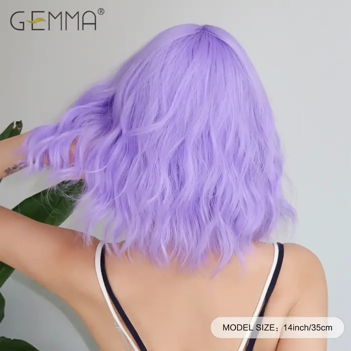 Perruque synthétique bouclée violette clair longue avec frange pour femmes, cheveux naturels courts 