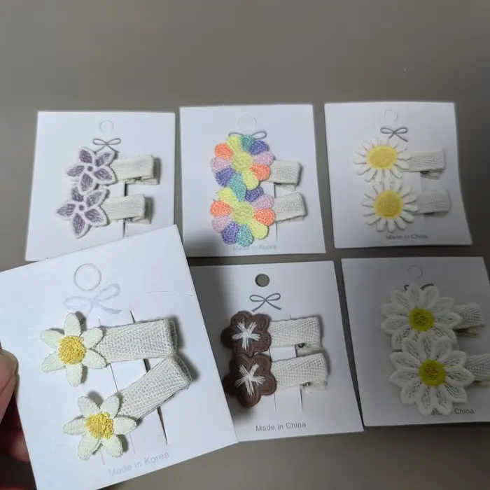 Barrettes colorées pour bébés