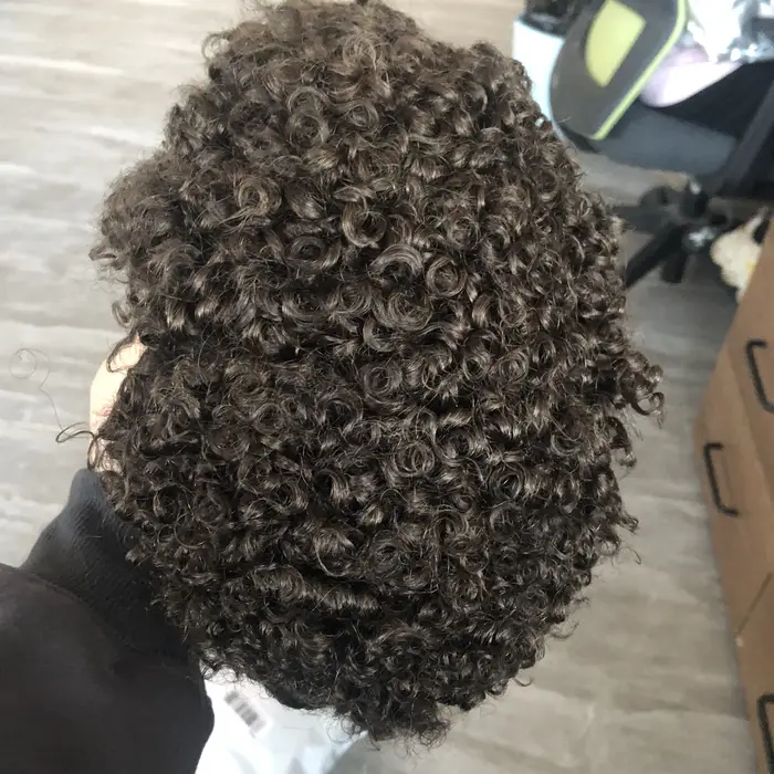 Prothèses capillaires pour hommes en cheveux naturels