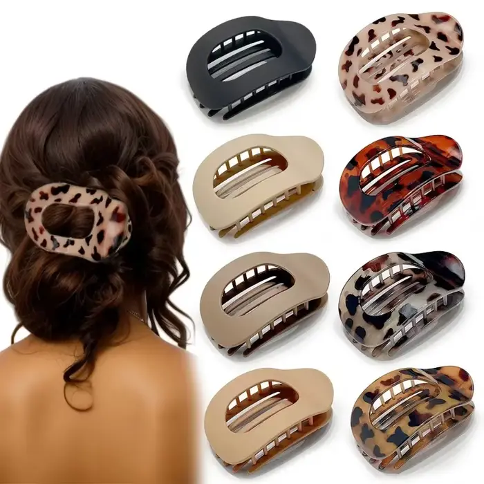 Pince à cheveux ovale mate motif léopard pour femme