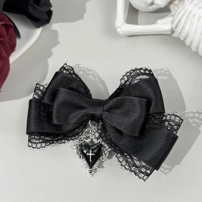 Pince à cheveux style gothique lolita