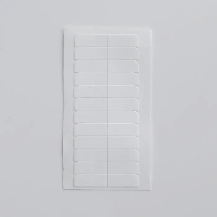 5 feuilles 60 pièces ruban d'extension de cheveux 4 cm * 0.8 cm onglets de ruban de remplacement de 