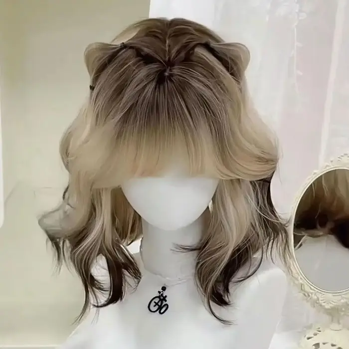 Perruque synthétique noire dégradée Blonde Lolita pour femmes