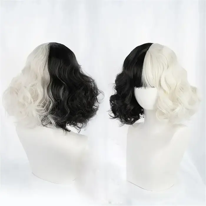 CRUELLA Deville De Vil noir blanc avec frange courte Bob résistant à la chaleur perruque De cheveux Cosplay Halloween