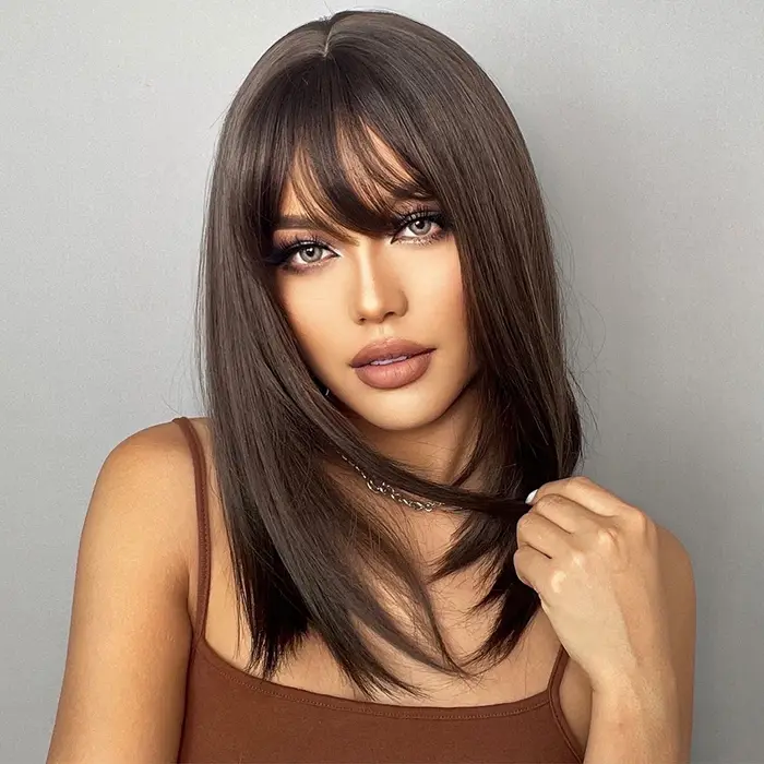 GEMMA – perruque synthétique BoBo marron foncé avec frange pour femmes, postiche lisse à longueur d'
