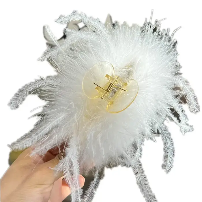 Pince à cheveux en plumes d'autruche véritable