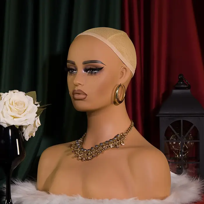 Tête de Mannequin visage carré avec épaules tête d'affichage de perruques réalistes avec tête factic