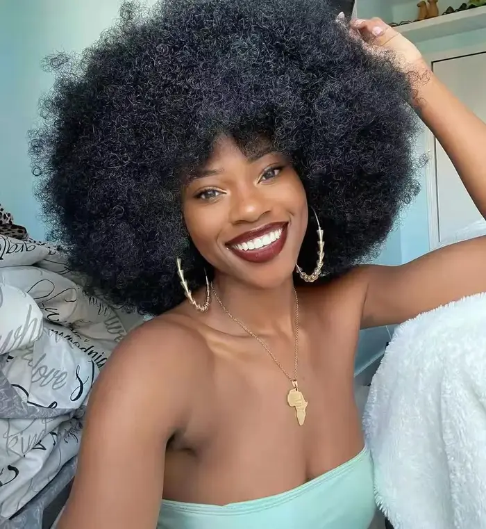 Perruques Afro pour femmes noires