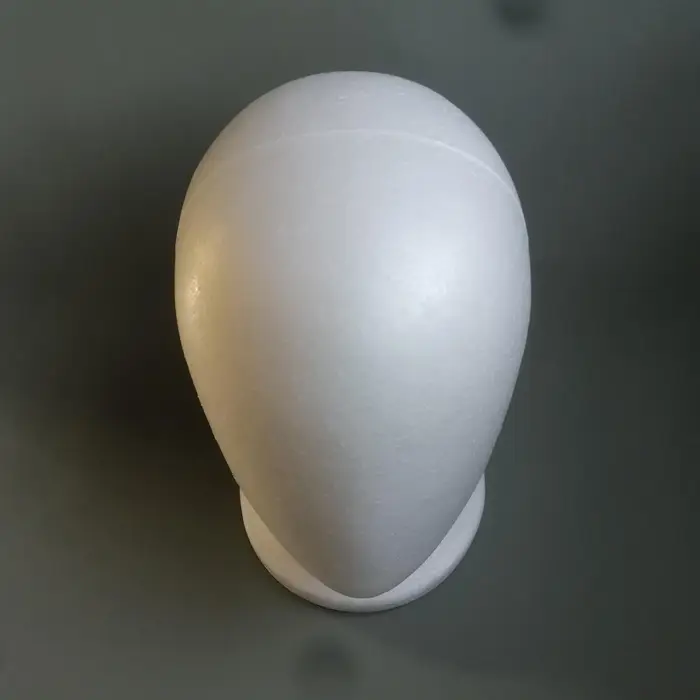 Tête de mannequin en mousse sans visage pour coiffure