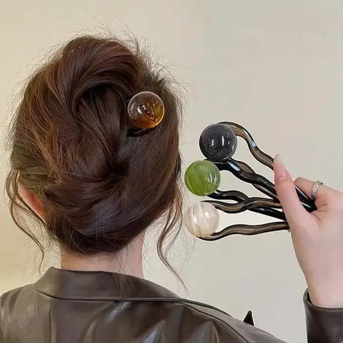 Bâtonnets de cheveux en perles