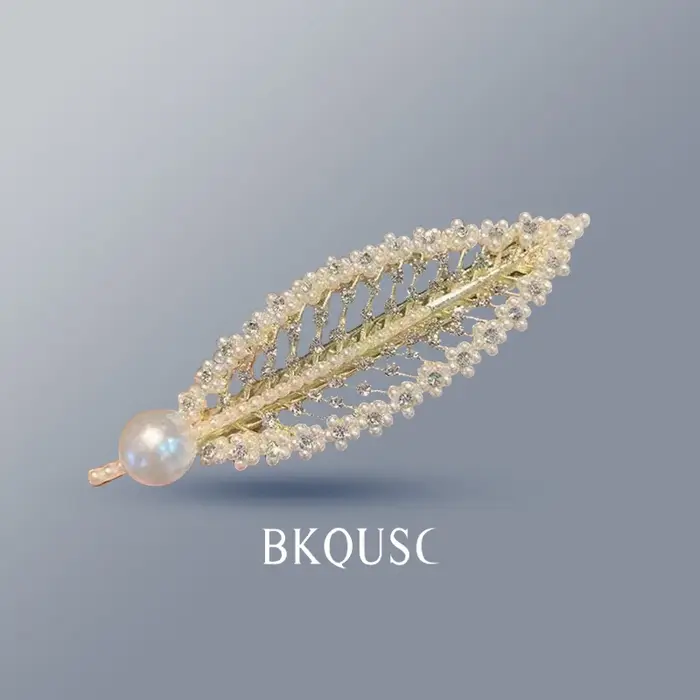 Pince à cheveux en strass pour femmes