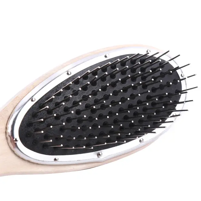 Brosse à cheveux en bois