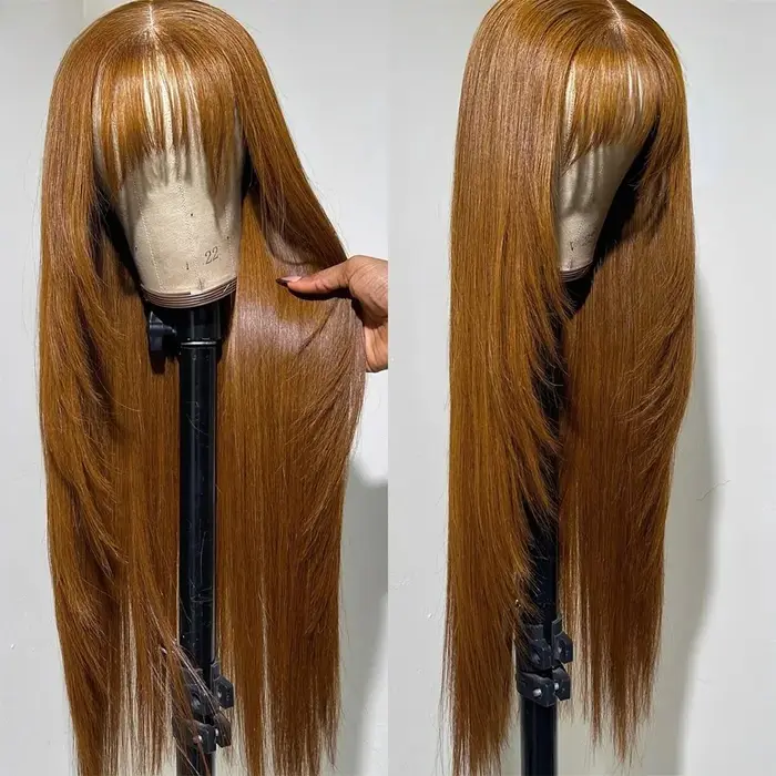 Perruque Lace Front Marron Clair Superposée avec Frange 13x4 HD, Lisse Naturel, Synthétique Résistan