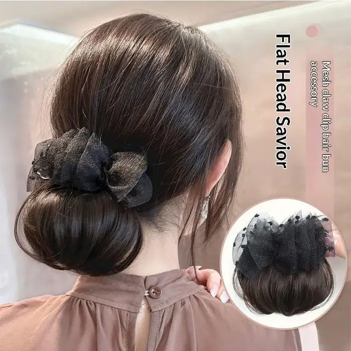 Chignon synthétique à clipser avec décoration en tulle