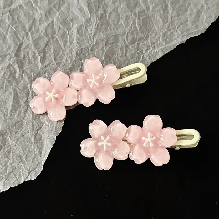 Pince à cheveux rose romantique sans fleur avec frange pour fille