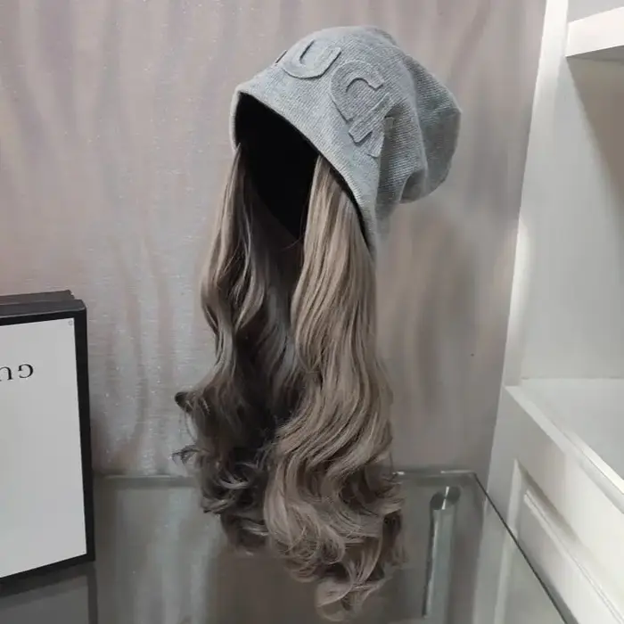 Perruque Synthétique Bouclée avec Chapeau Gris pour Femme, Cheveux Longs Ondulés, 26 Pouces, Haute Q
