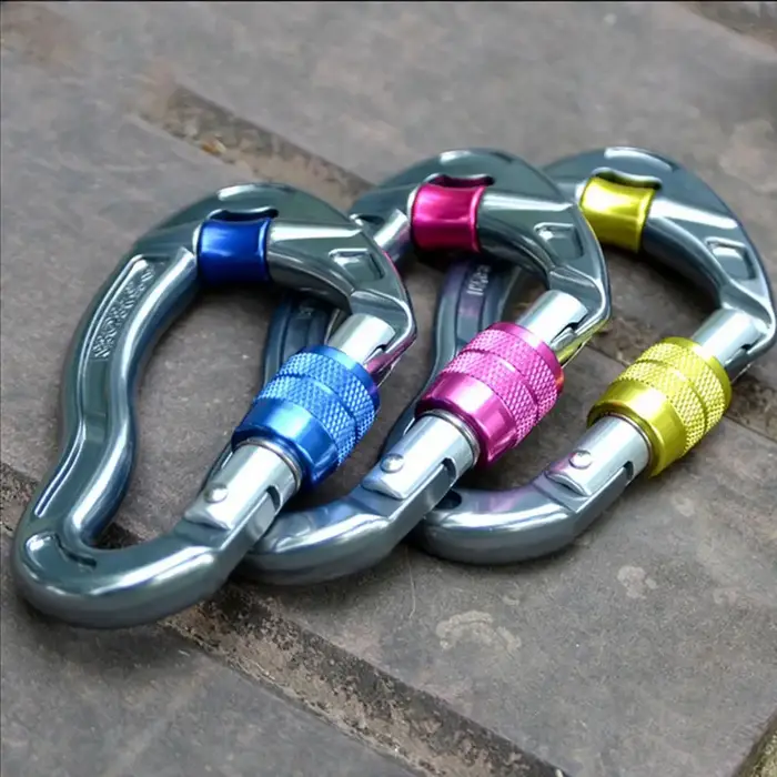 Clip d'escalade indéformable