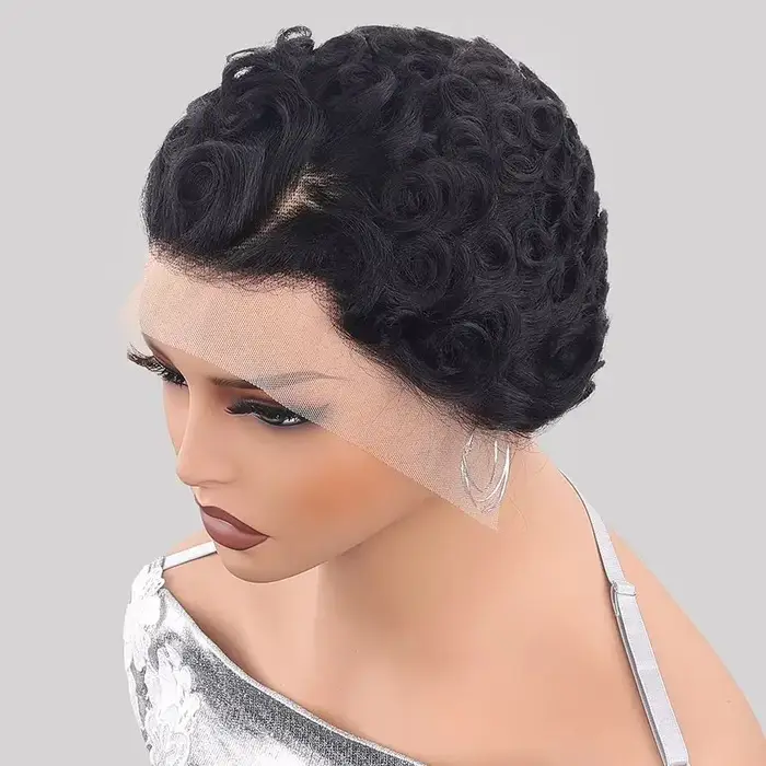 Perruque Courte Pixie Chic 13x4 HD Lace Front Cheveux Humains Bouclés 150% Densité Pour Femmes 100%